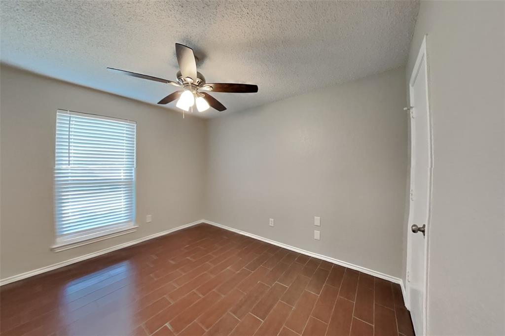 2032 Espinosa Drive Property Photo 12