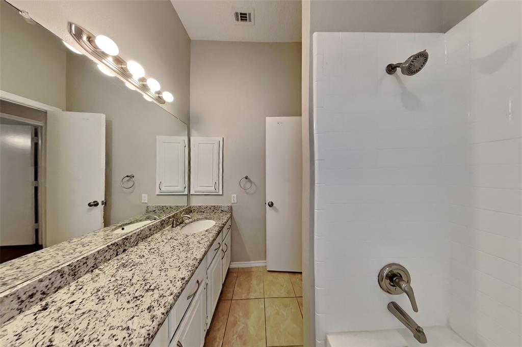 2032 Espinosa Drive Property Photo 16