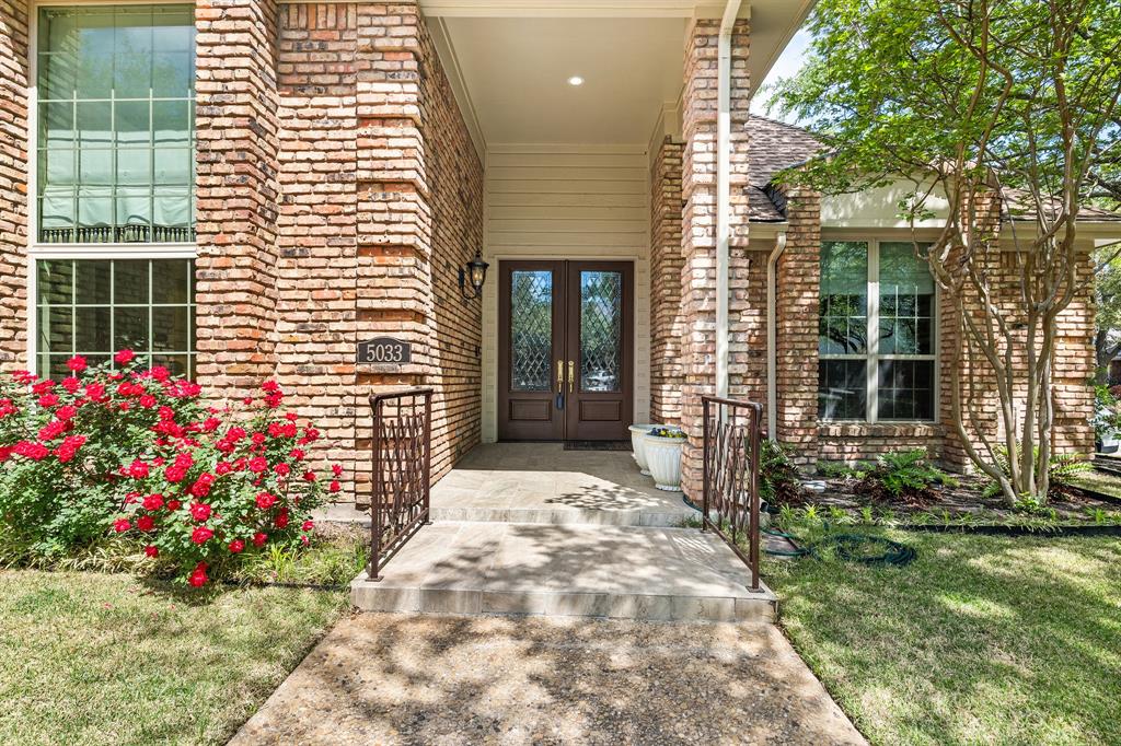 5033 Briar Tree Drive Property Photo 3