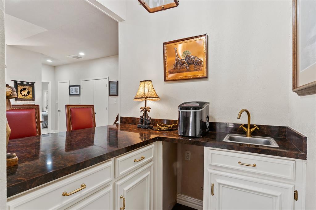 5033 Briar Tree Drive Property Photo 14