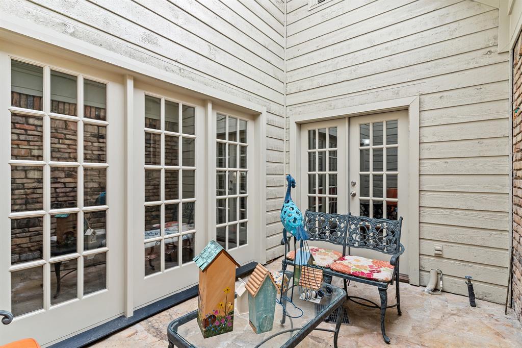5033 Briar Tree Drive Property Photo 17
