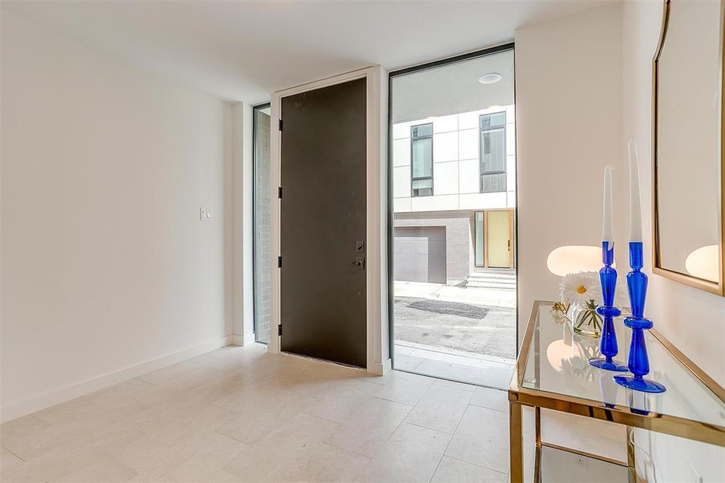 445 W Morphy Street Property Photo 3