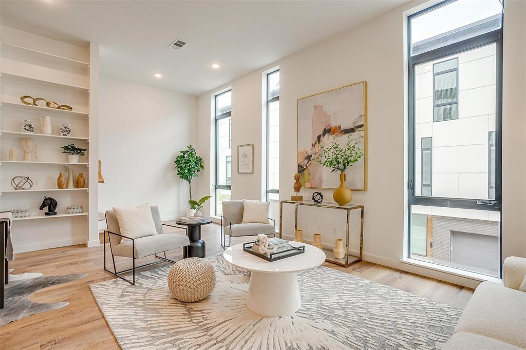 445 W Morphy Street Property Photo 14
