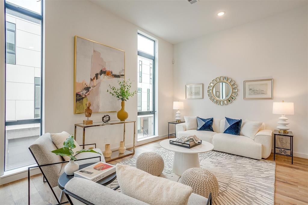 445 W Morphy Street Property Photo 16