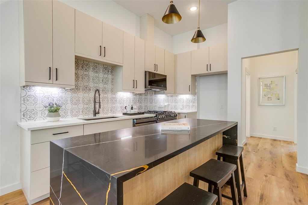 445 W Morphy Street Property Photo 18