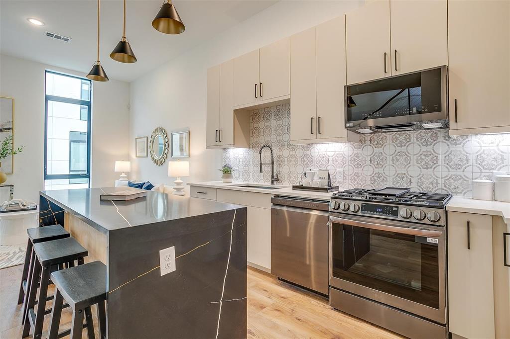 445 W Morphy Street Property Photo 21