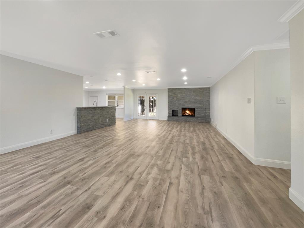 3855 Crest Cove Circle Property Photo 3