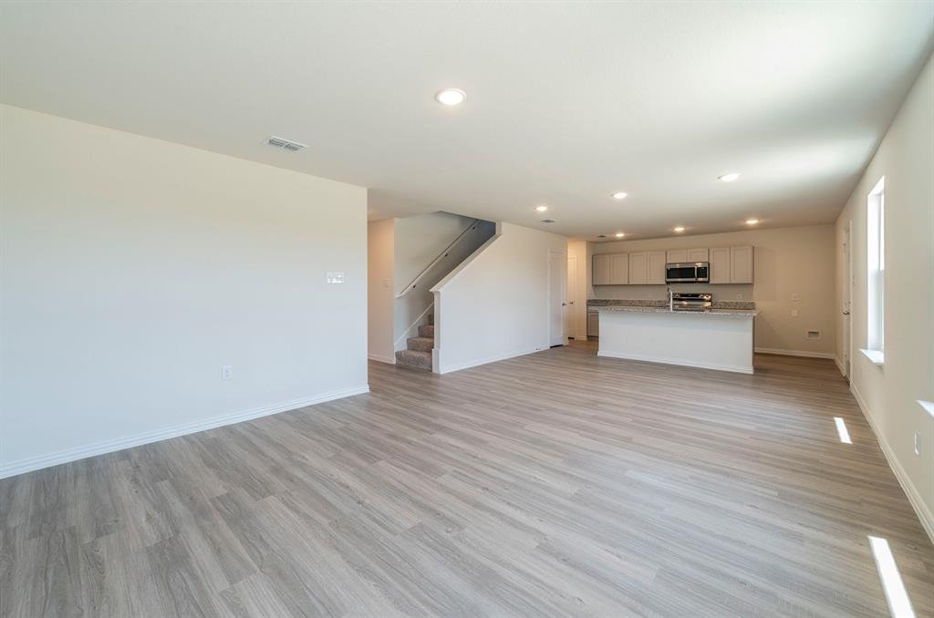 110 Goel Street Property Photo 3