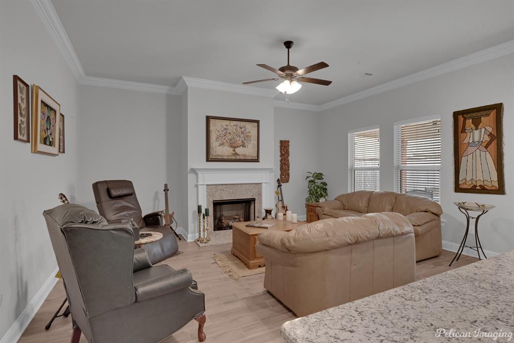 398 Coppice Place Property Photo 4