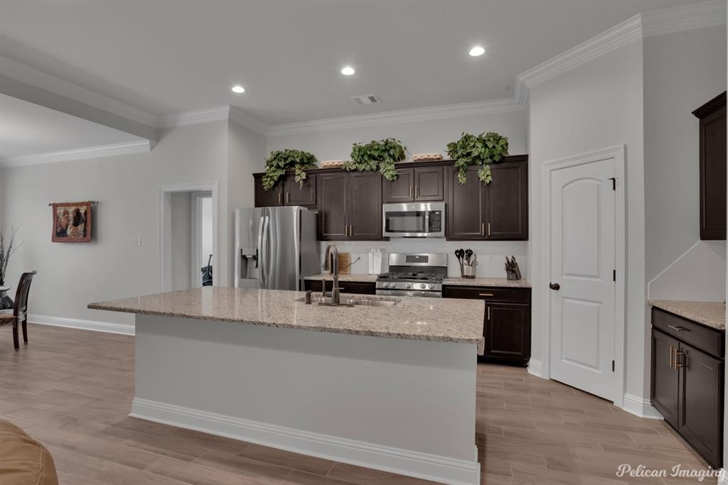 398 Coppice Place Property Photo 10
