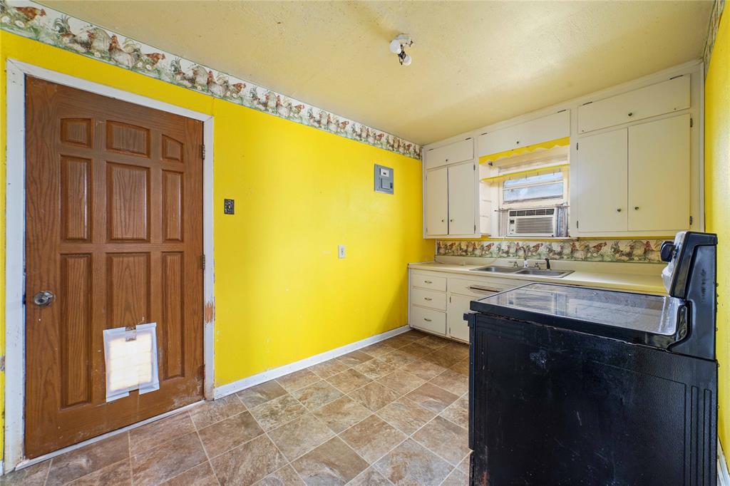 5815 Tacos Trail Property Photo 9