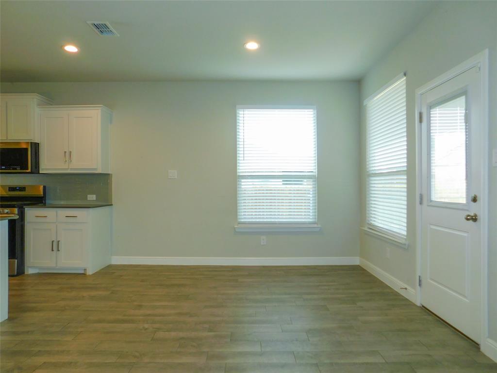 801 Finchley Drive Property Photo 9