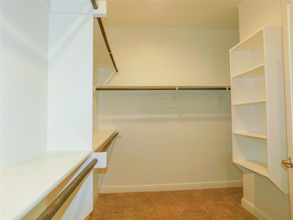 801 Finchley Drive Property Photo 15