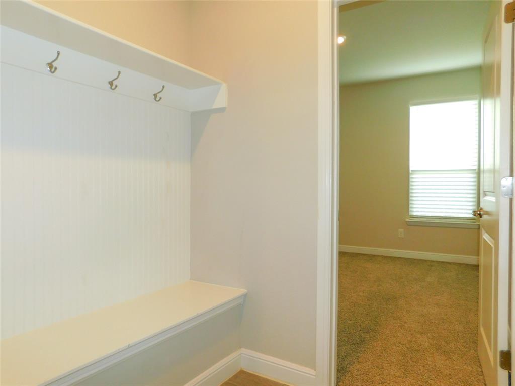 801 Finchley Drive Property Photo 16