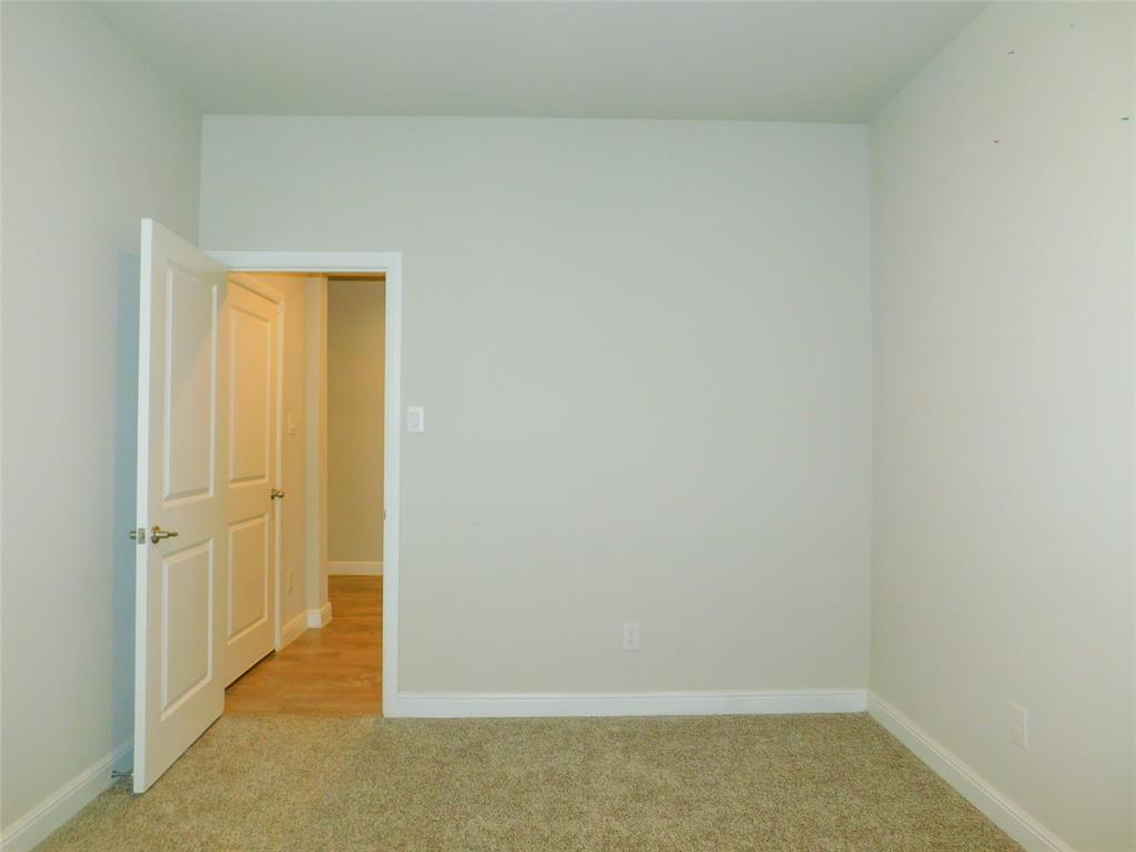 801 Finchley Drive Property Photo 17