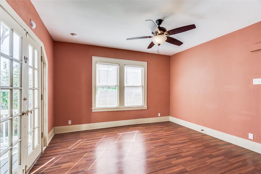 818 S Rosemont Avenue Property Photo 14