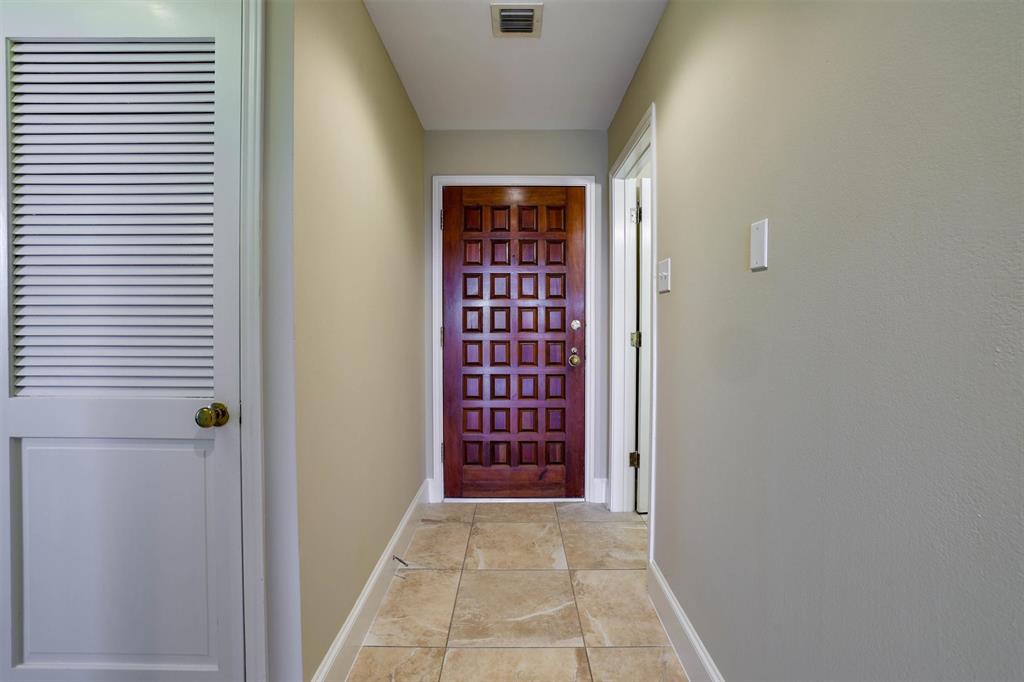 2111 Reflection Bay Drive Property Photo 12