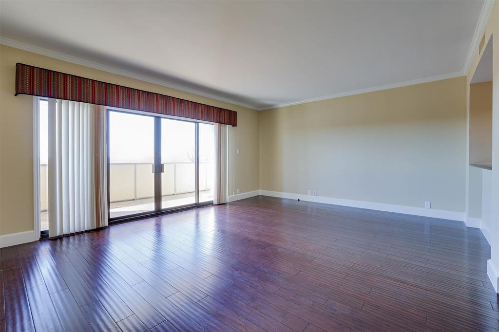2111 Reflection Bay Drive Property Photo 23