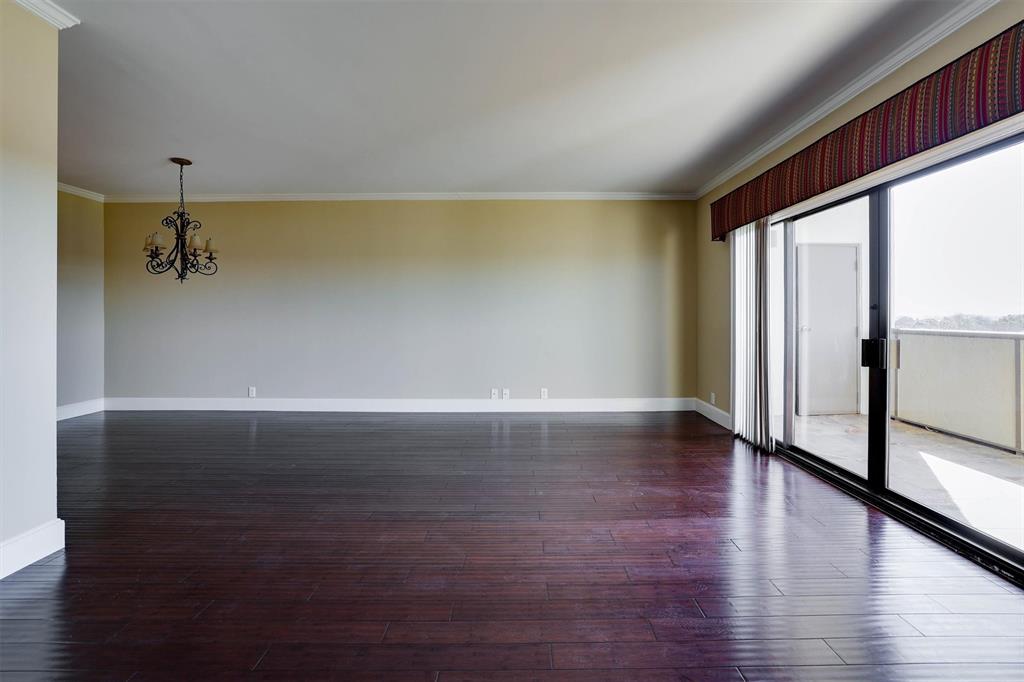 2111 Reflection Bay Drive Property Photo 25