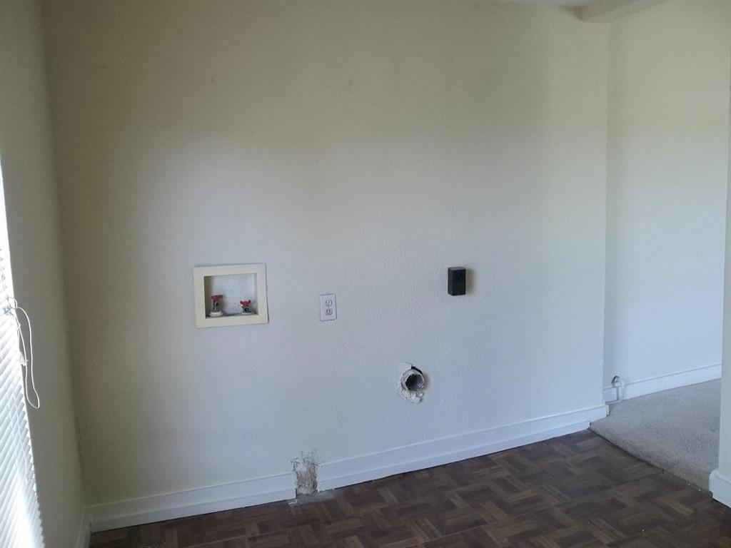 352 E Belt Line Road Property Photo 10