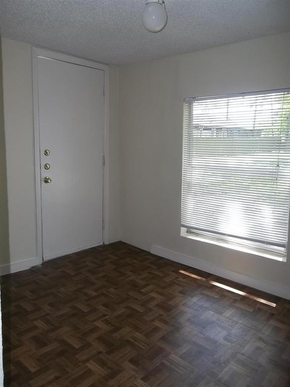 352 E Belt Line Road Property Photo 11