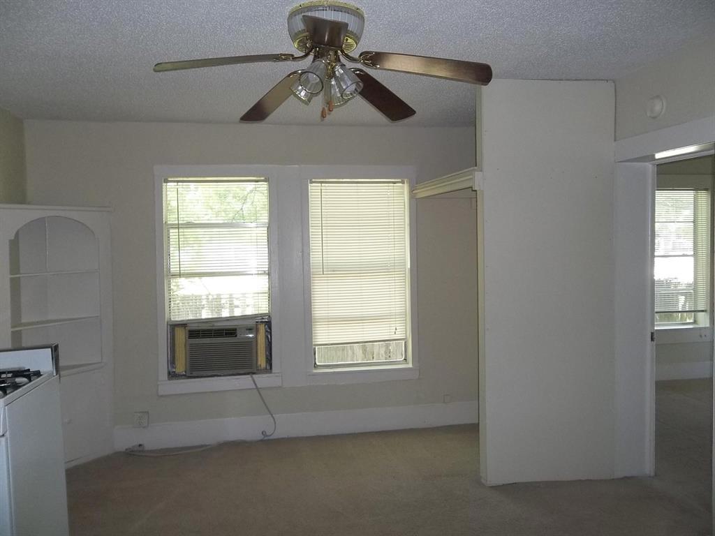 352 E Belt Line Road Property Photo 12