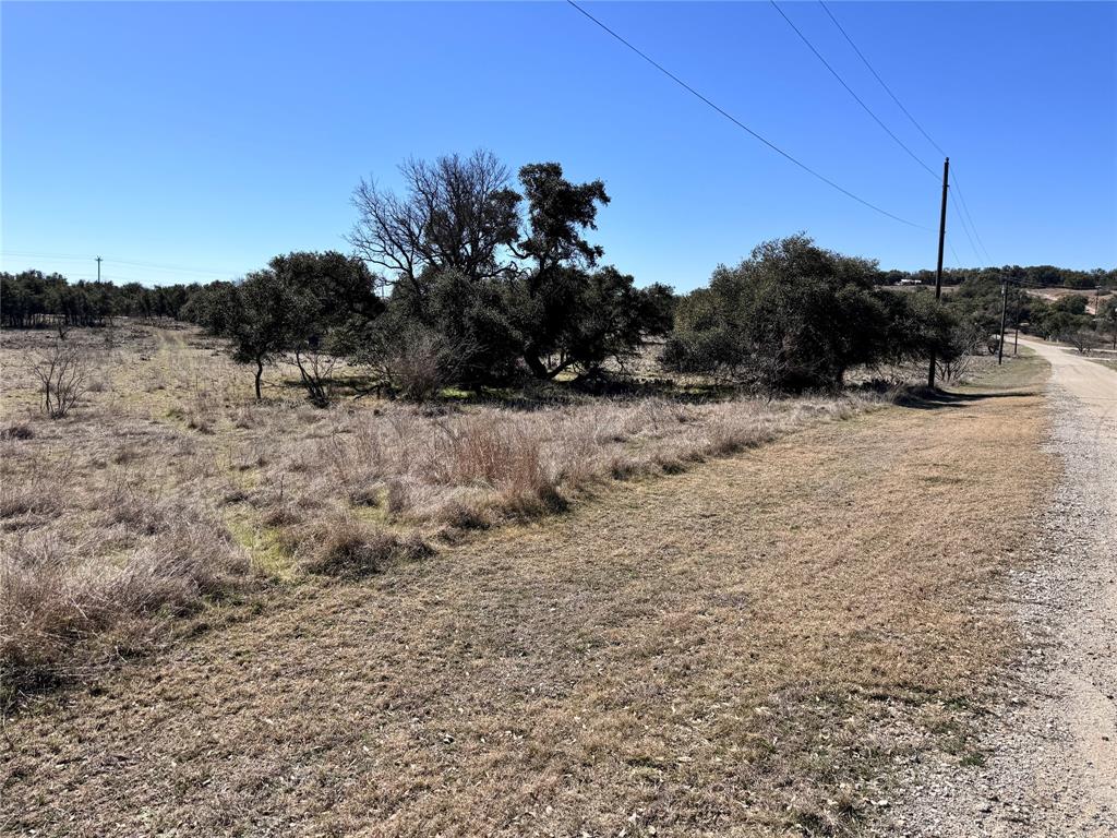 114 Oak Meadow Drive Property Photo 3
