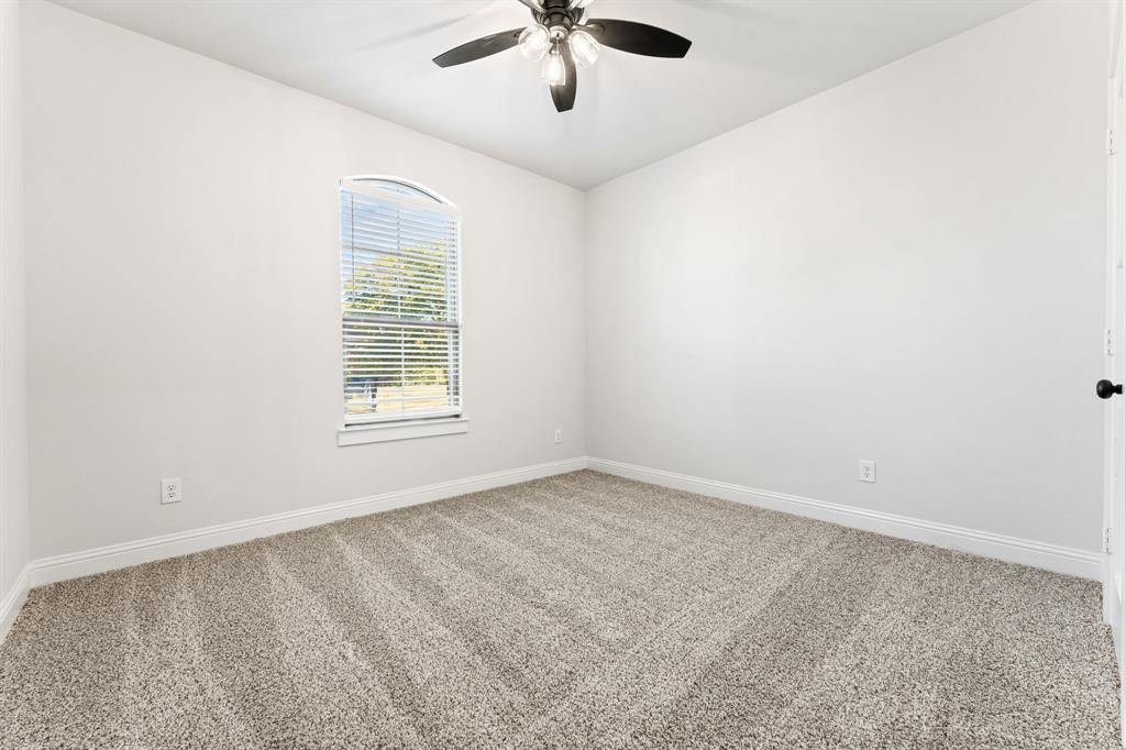 103 Maverick Lane Property Photo 22