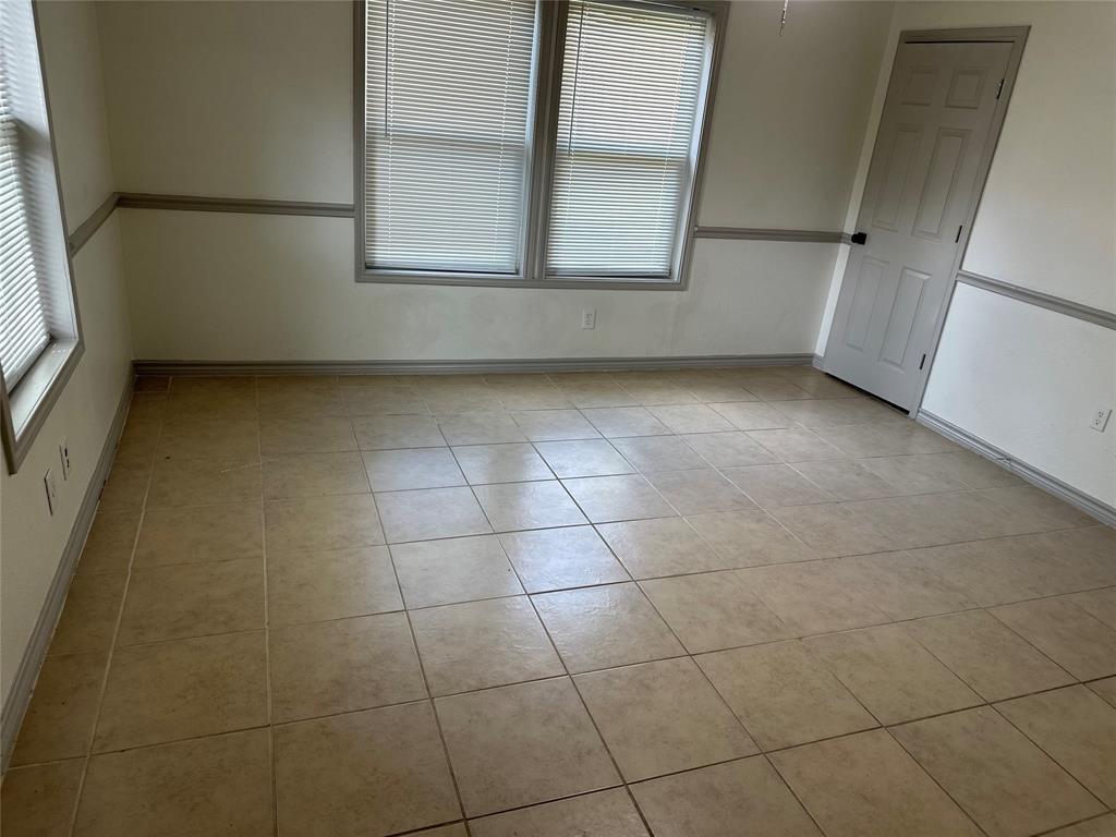 809 Cliffdale Avenue Property Photo 12