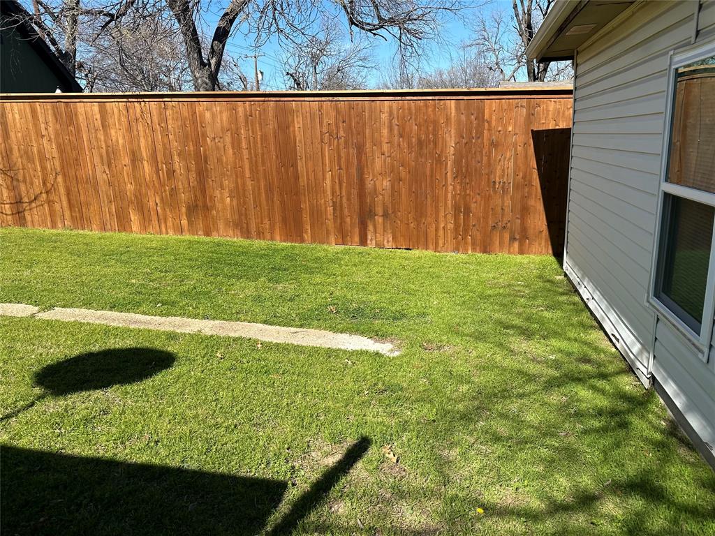 809 Cliffdale Avenue Property Photo 20