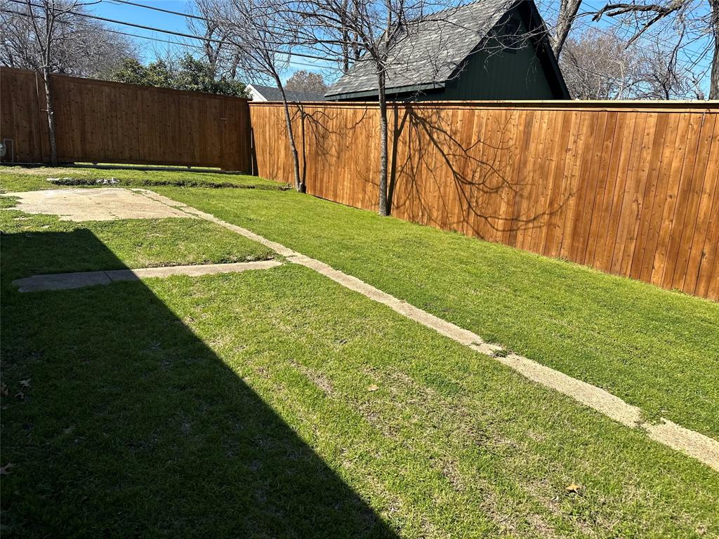 809 Cliffdale Avenue Property Photo 22
