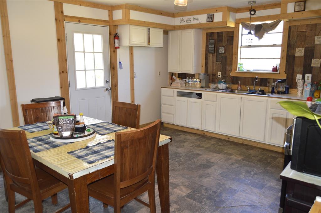 1239 County Road 2070 Property Photo 22