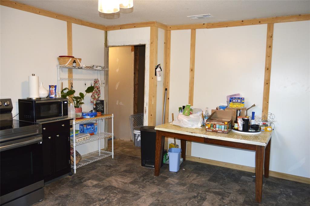 1239 County Road 2070 Property Photo 23