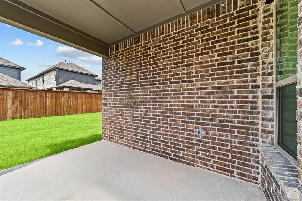 3015 Wind Knot Way Property Photo 3