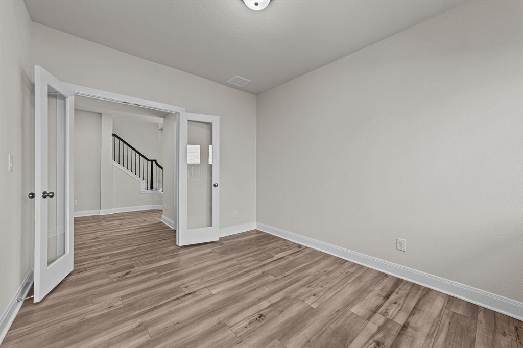 3015 Wind Knot Way Property Photo 8