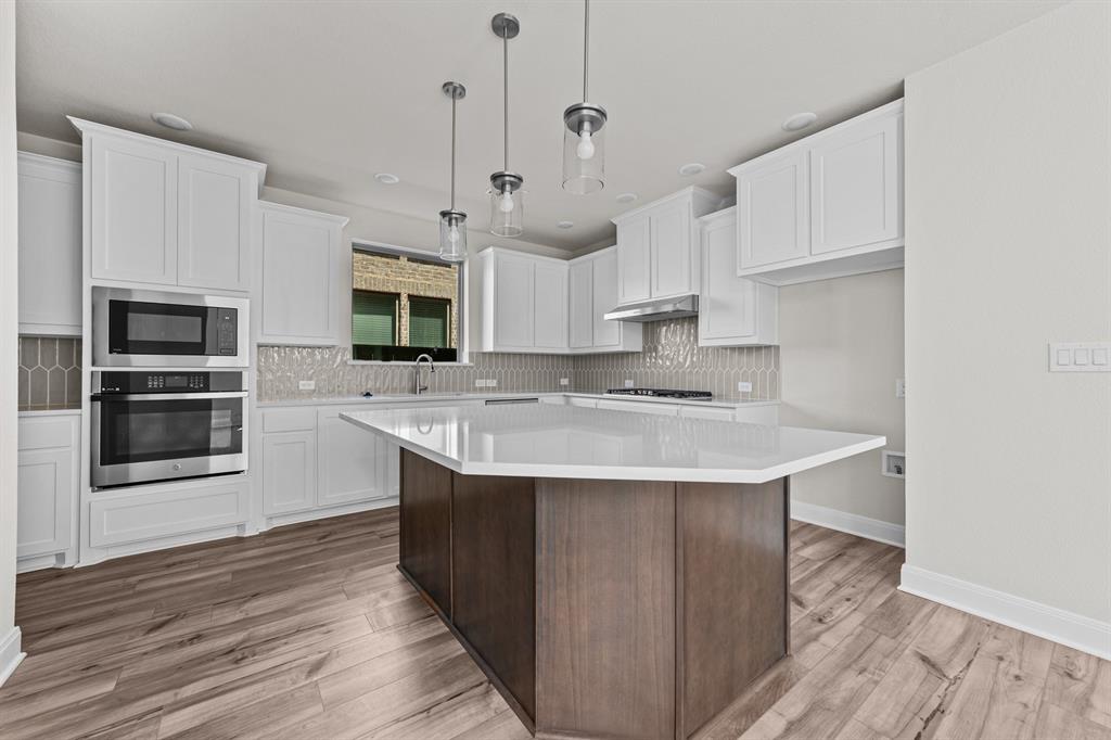 3015 Wind Knot Way Property Photo 13