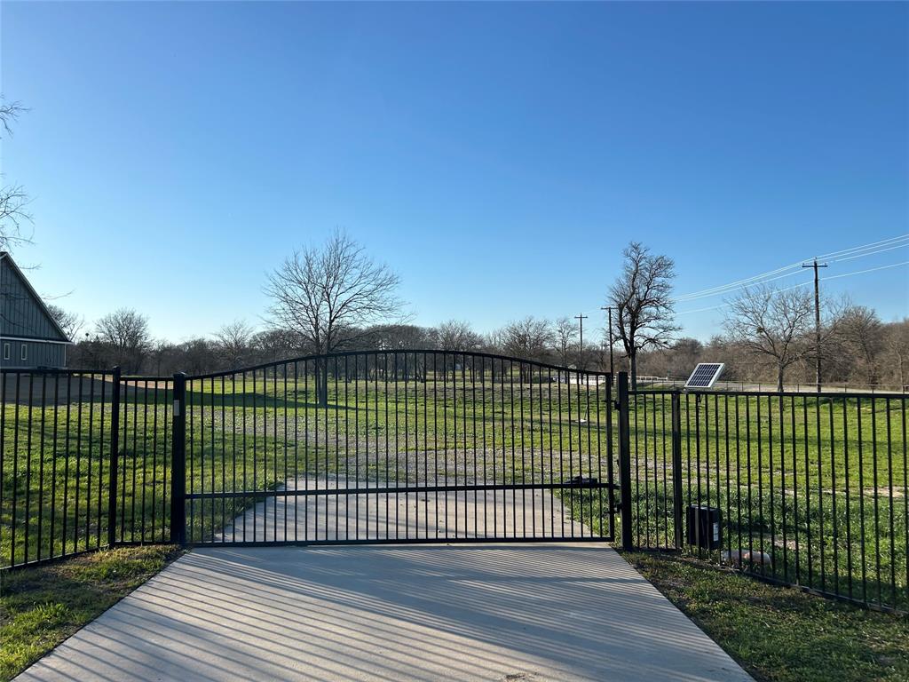 1000 Bear Creek Ranch Road Property Photo 1