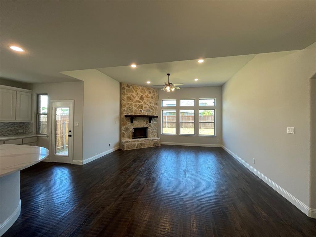 3218 Ribisl Lane Property Photo 4
