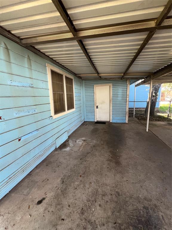 143 County Road 1704 Property Photo 10