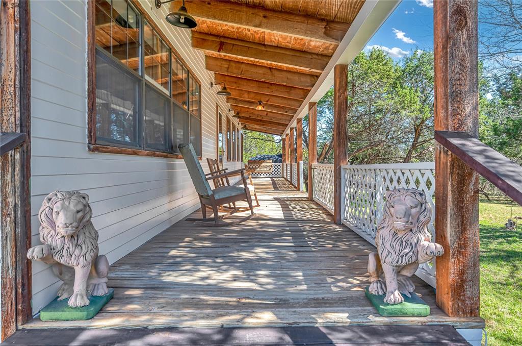 3657 Fm 2602 Property Photo 4