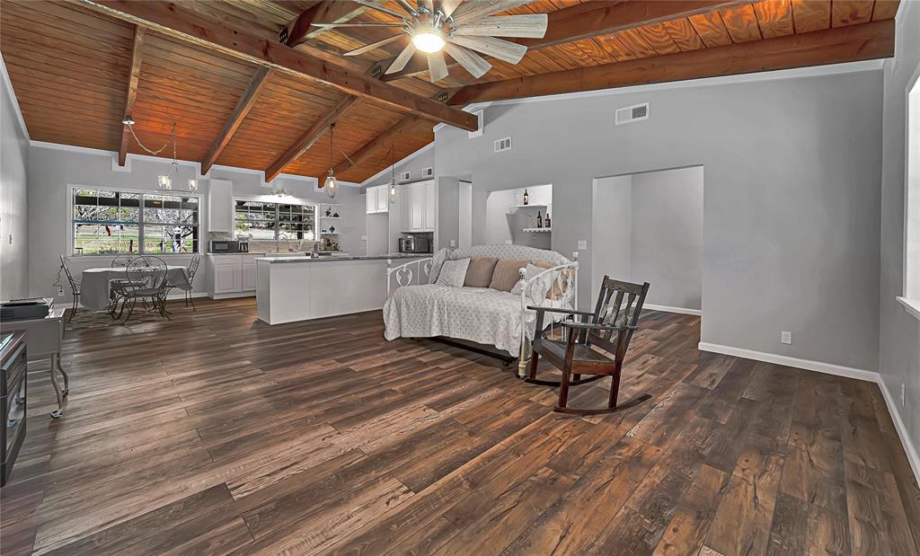 3657 Fm 2602 Property Photo 11