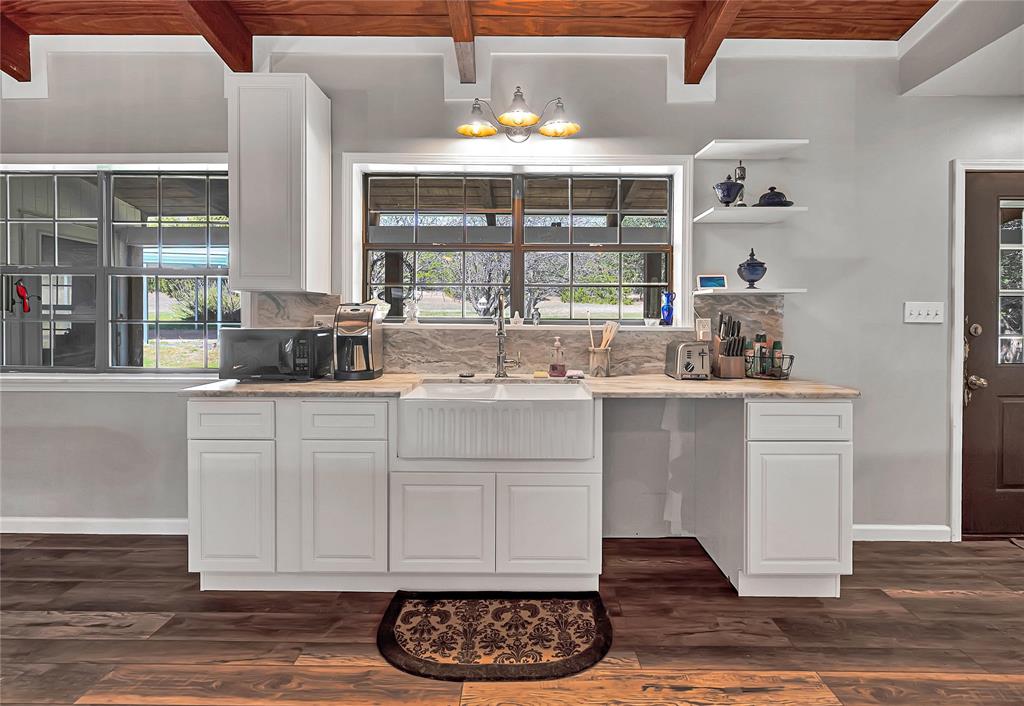 3657 Fm 2602 Property Photo 15