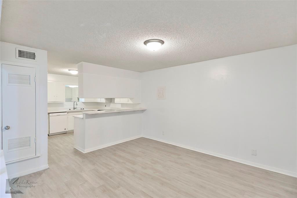 2024 N Willis Street Property Photo 13