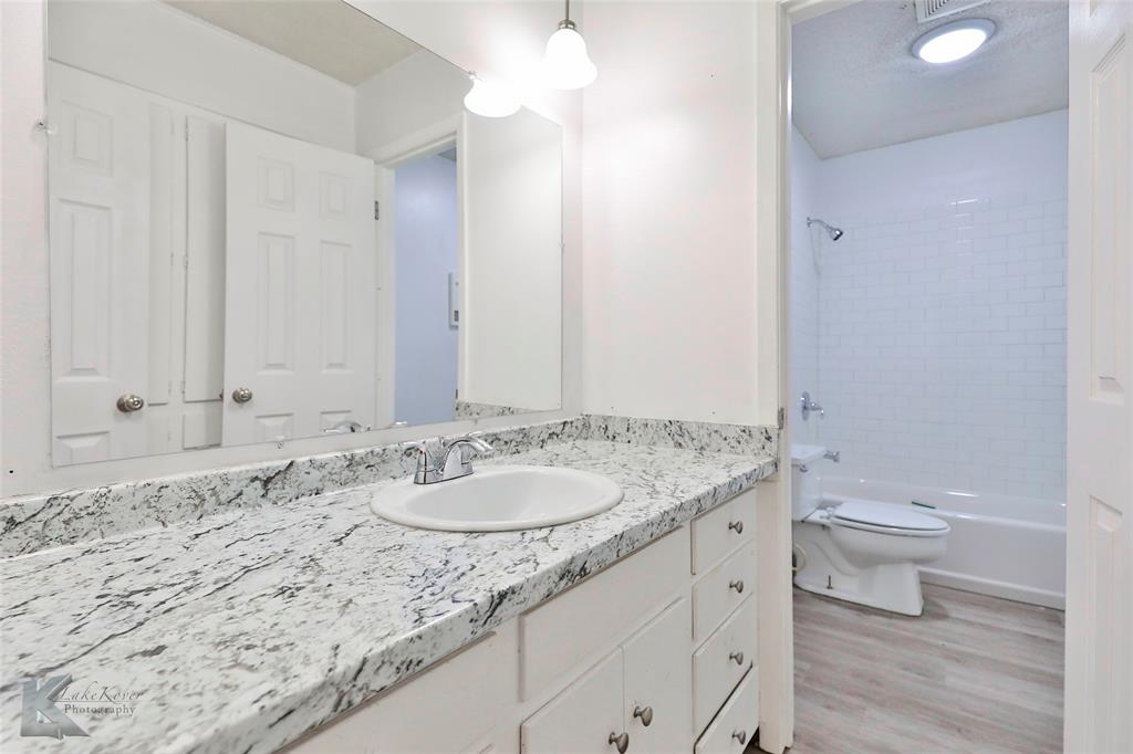 2024 N Willis Street Property Photo 15