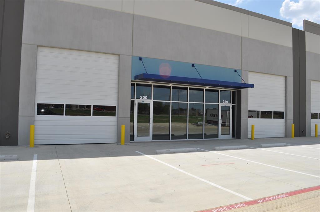 550 W Round Grove Road Property Photo 20