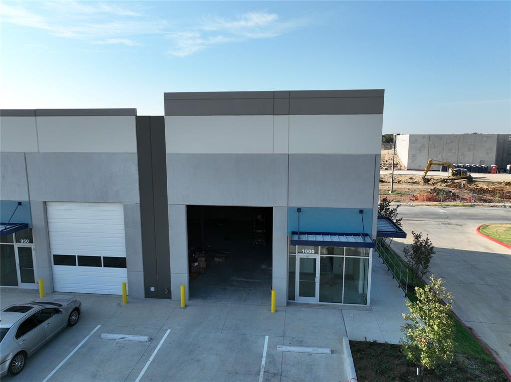 550 W Round Grove Road Property Photo 33