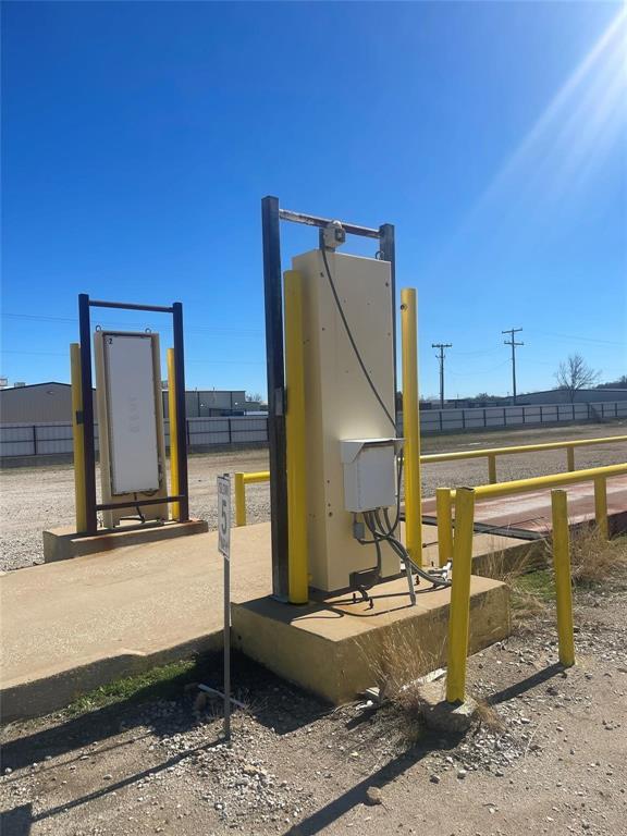 705 Industrial Loop Property Photo 23