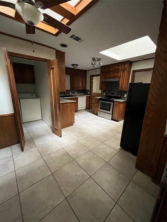 2804 Monet Place Property Photo 2
