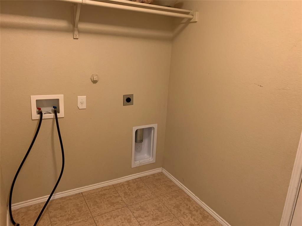 9052 Sun Haven Way Property Photo 18