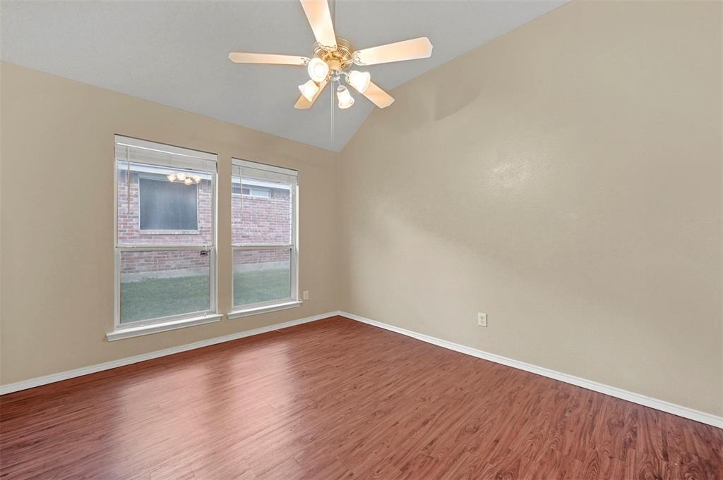 703 Primrose Lane Property Photo 4